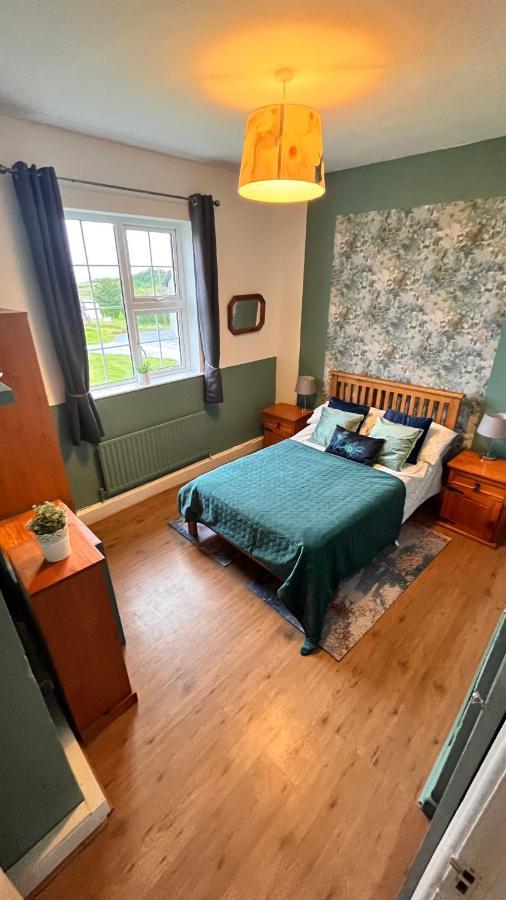 Wild Atlantic Stay Cottage กัลเวย์ ภายนอก รูปภาพ